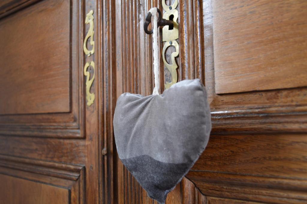 Chambres D'Hotes La Levriere Saint-Denis-le-Ferment Room photo